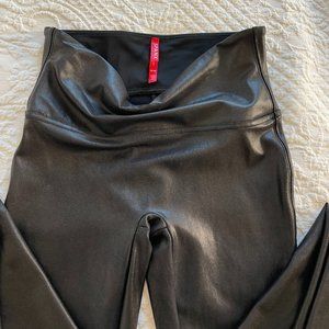 SPANX faux leather leggings-Size M
